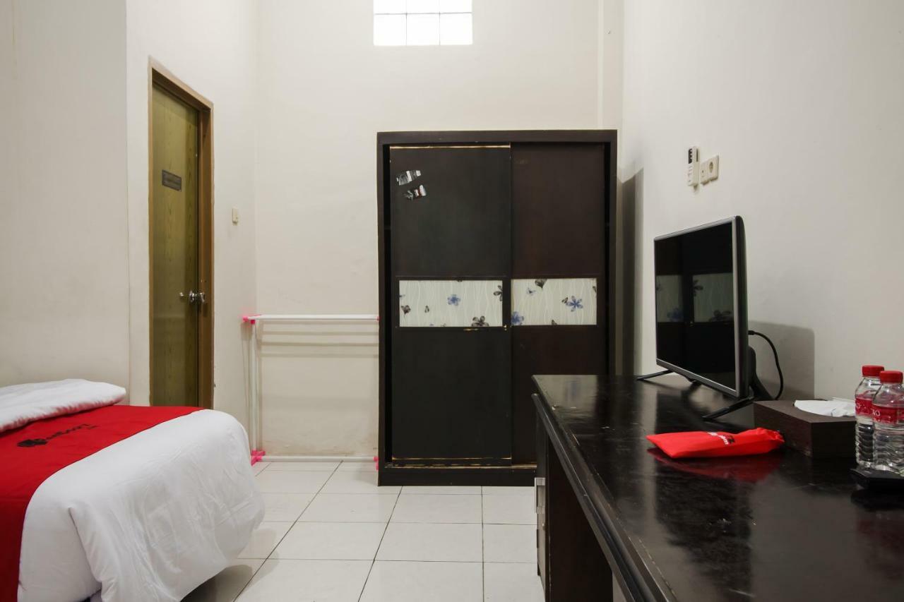 Reddoorz Syariah Near Fort Marlborough Bengkulu Exterior foto
